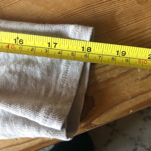 J. Crew Raw Edge Ruffle Scoop Neck T Shirt Small S gray taupe 3/4 Cotton - Picture 5 of 5